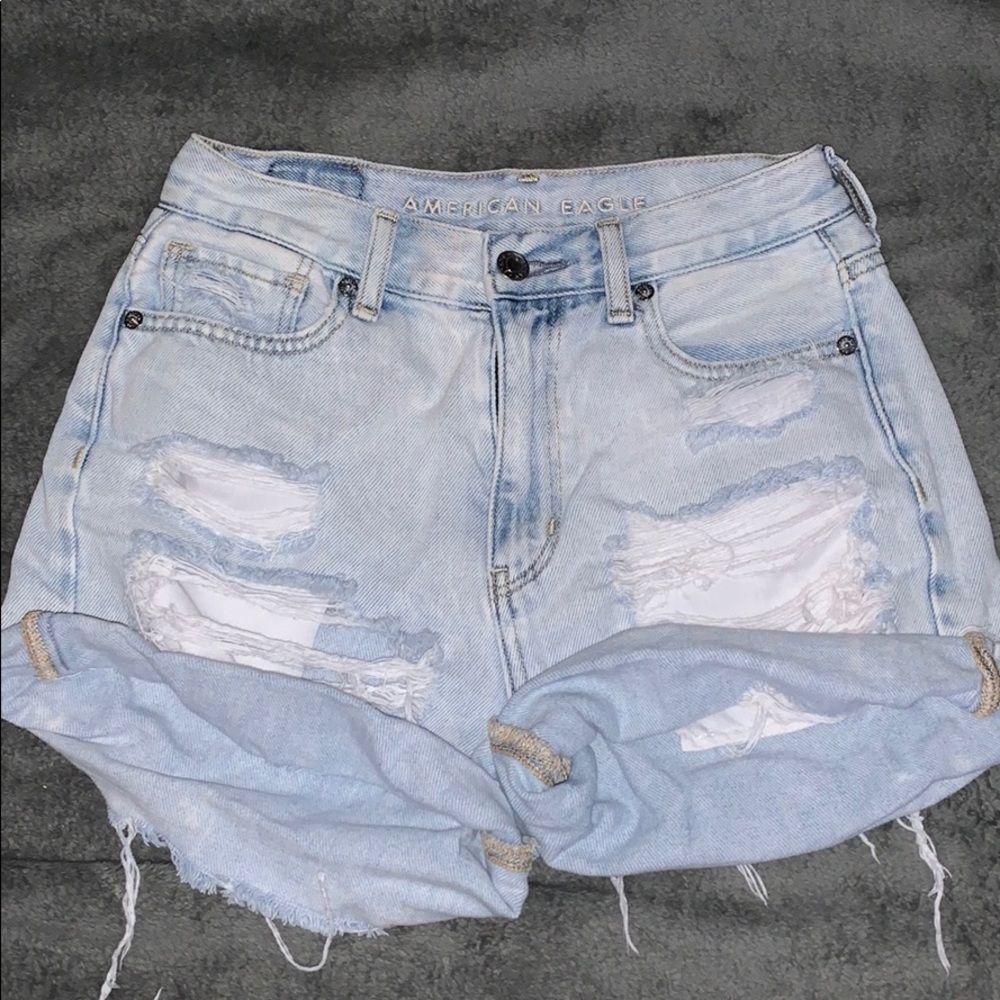 American Eagle mom shorts